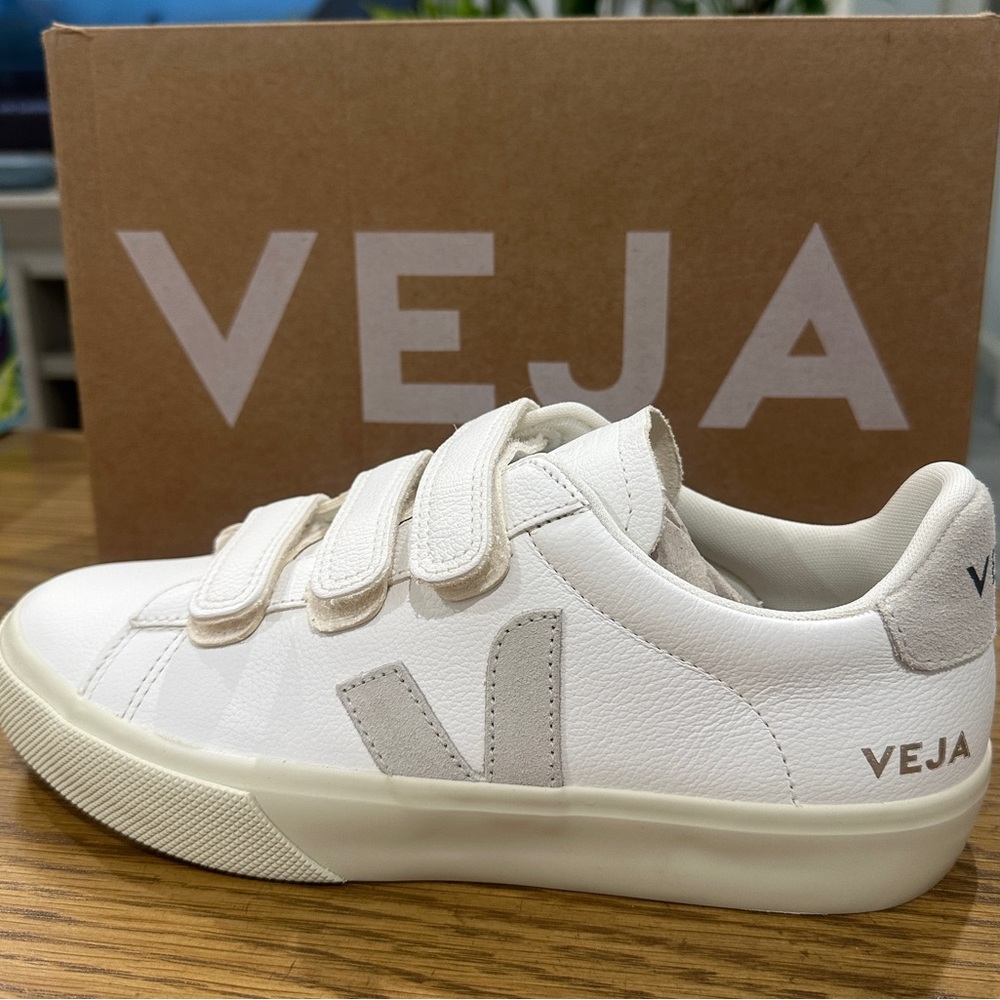 Veja womens Cream Sneakers with strap